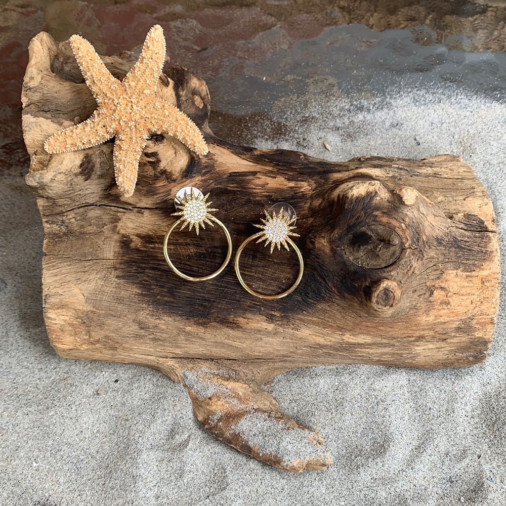 Gold earrings NEW